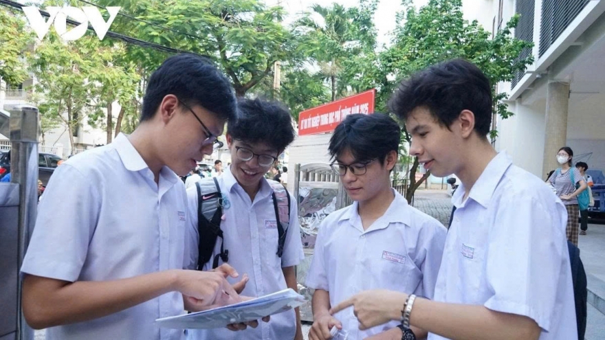 Bộ GD-ĐT công bố đáp án, thang điểm chính thức các môn thi tốt nghiệp THPT 2025